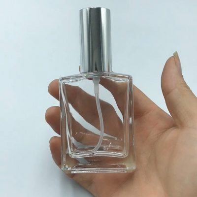 Square Transparent Spray Glass Bottle (1)