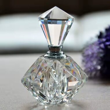 Elegant Clear Crystal Perfume Bottle for Wedding Gift Packaging