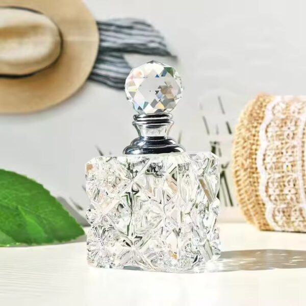 Elegant Clear Crystal Perfume Bottle for Wedding Gift Packaging