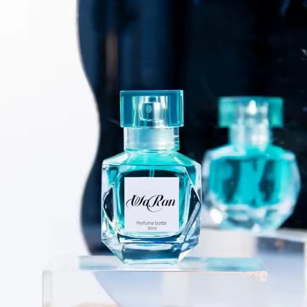 Luxury Transparent Glass Perfume Bottle for Women – Wholesale Packaging