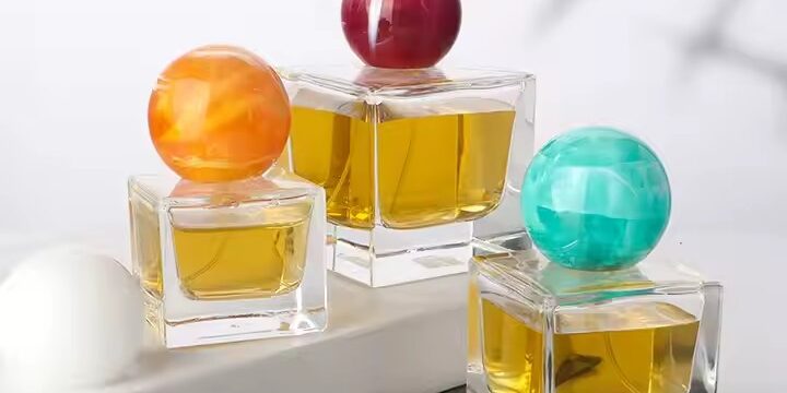 Nordic Style Transparent Glass Perfume Bottle – Wholesale Minimalist Design