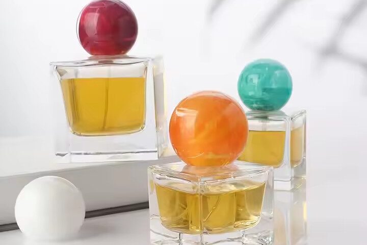 Nordic Style Transparent Glass Perfume Bottle – Wholesale Minimalist Design