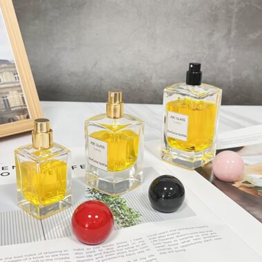 30ml 50ml Clear Glass Perfume Bottles with Colorful Round Ball Caps