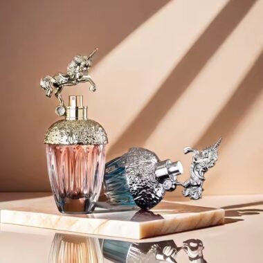 Luxury 80ml Clear Glass Perfume Bottle with Elegant Design
