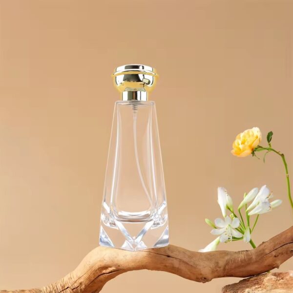 Luxury Irregular Shaped Glass Perfume Bottle – Decorative Artistic Fragrance Packaging