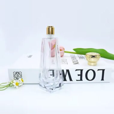 Luxury Irregular Shaped Glass Perfume Bottle – Decorative Artistic Fragrance Packaging