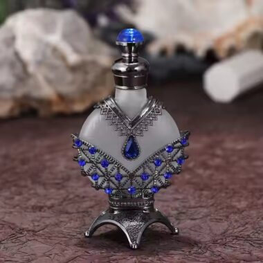 Elegant luxury glass perfume bottles available for wholesale fragrance packaging