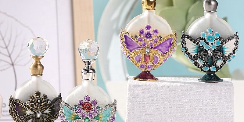 Elegant luxury glass perfume bottles available for wholesale fragrance packaging