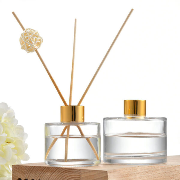 Clear round glass reed diffuser bottle