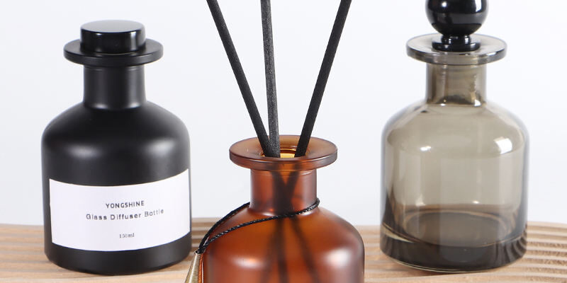 aromatherapy glass diffuser bottle