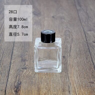 Square empty aromatherapy glass bottle