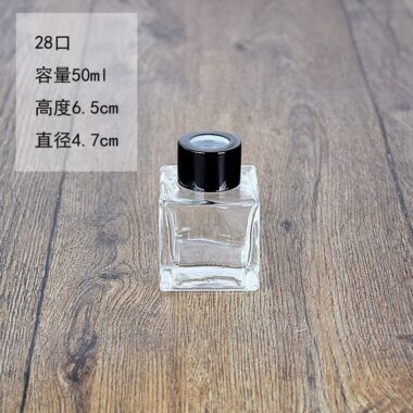 Square empty aromatherapy glass bottle