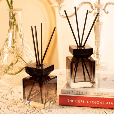 aromatherapy reed diffuser bottle