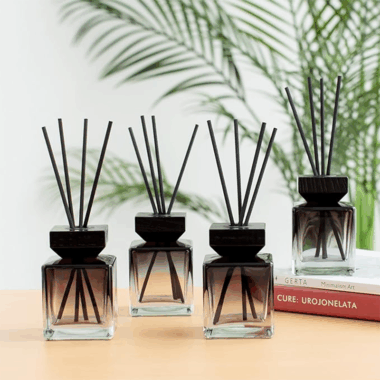 aromatherapy reed diffuser bottle