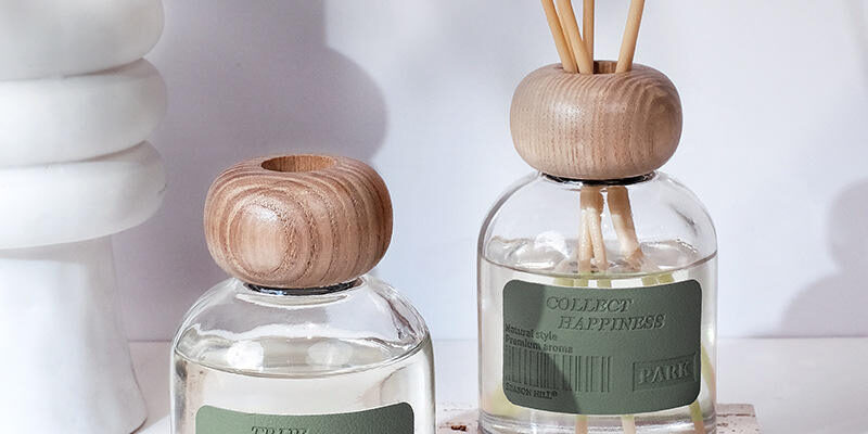 aromatherapy reed diffuser with wooden cap