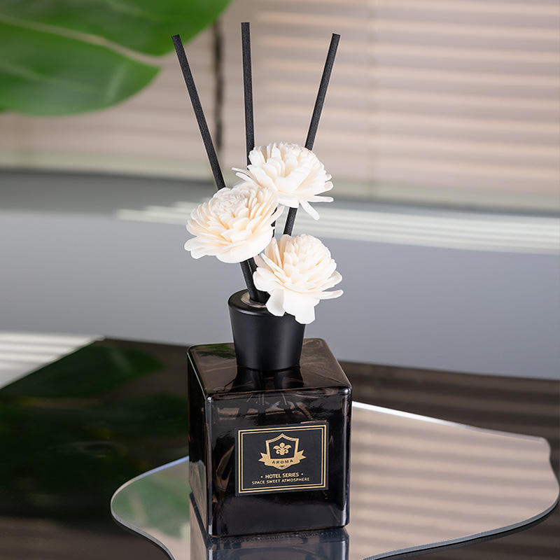 aromatherapy bottle for home decoration