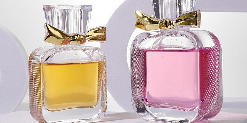 Flat round-edge bayonet glass perfume bottle