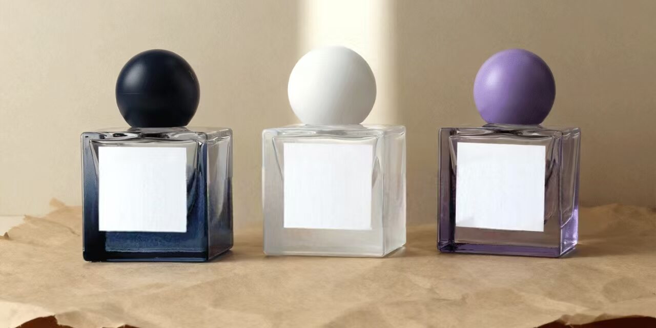 Custom colorful transparent men’s glass perfume bottle with sprayer