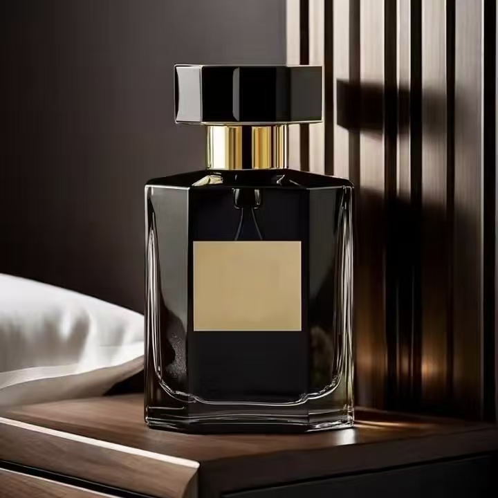 Luxury irregular-shaped creative glass perfume bottle design