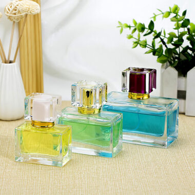 Elegant luxury refillable transparent clear glass perfume bottle