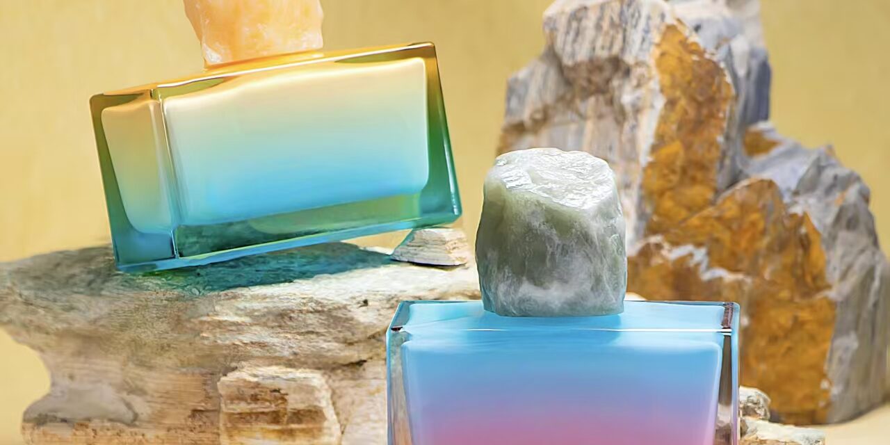 Elegant luxury refillable transparent clear glass perfume bottle