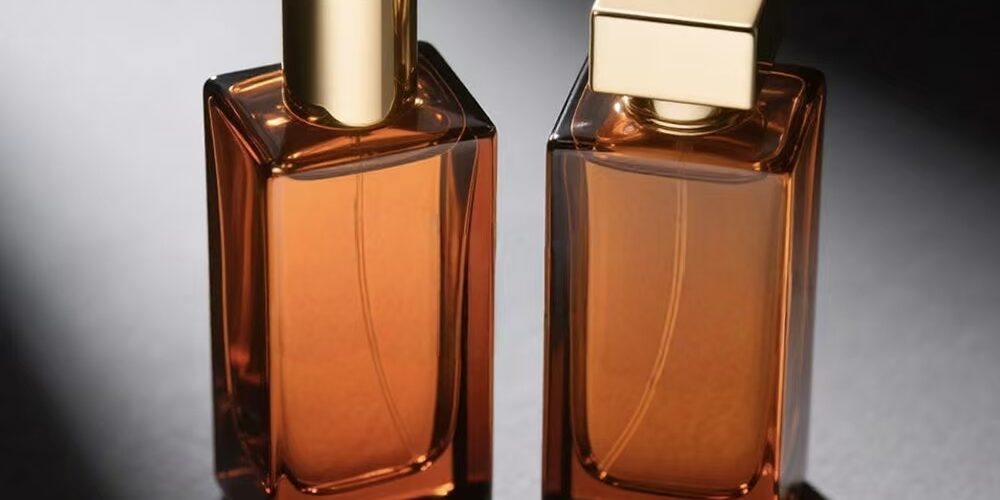 Custom luxury clear square glass perfume bottle with gold cap