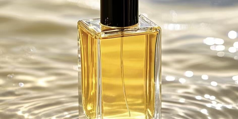 Custom luxury square empty pump glass perfume bottle design