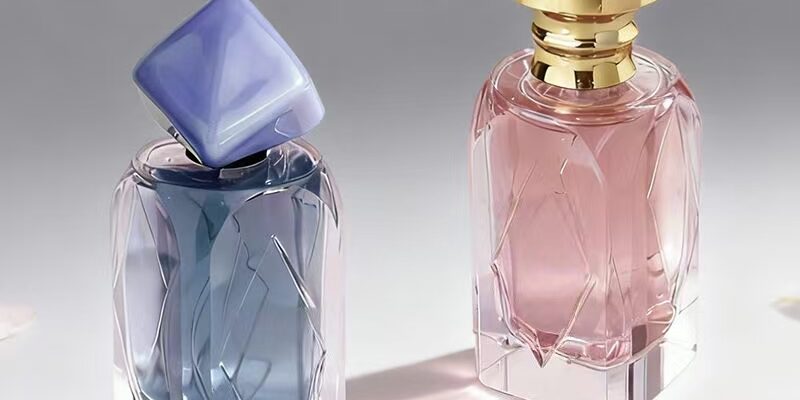 Luxury 50ml square women’s clear glass perfume bottle
