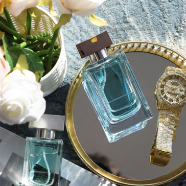 Wholesale transparent empty luxury glass perfume bottle